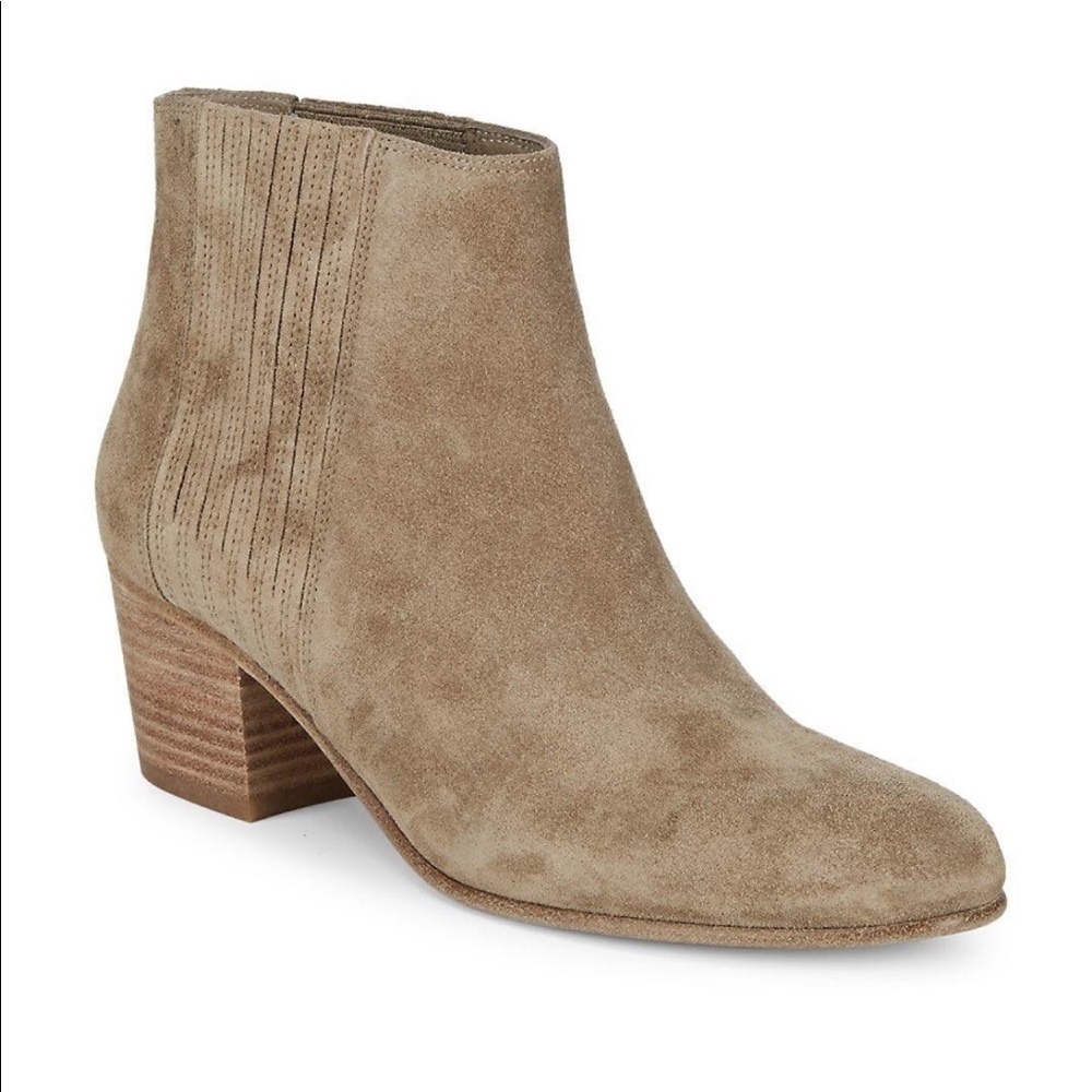 Vince Haider Suede Ankle Boots inβ Flint Size 9